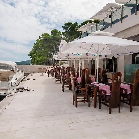 Hotel Mirta