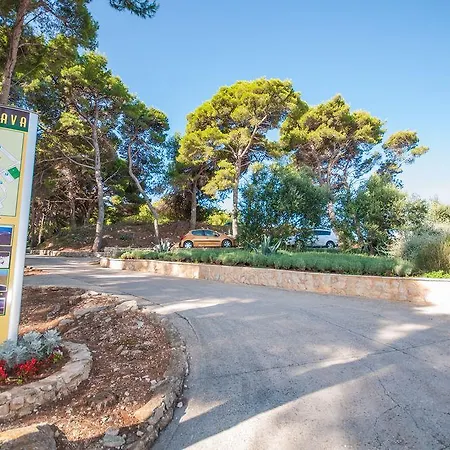 Hotel Mirta