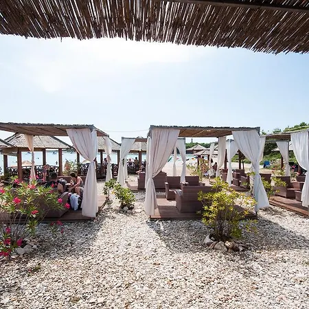 Hotel Mirta