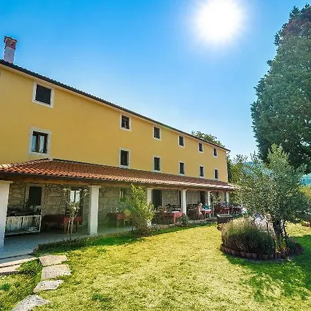 Hotel Mirta 3*