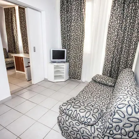 Hotel Mirta 3*